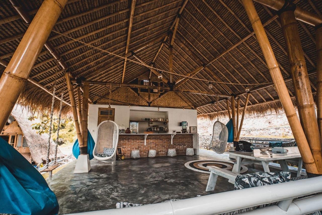 Batu Bambu Hotel Kuta  ภายนอก รูปภาพ