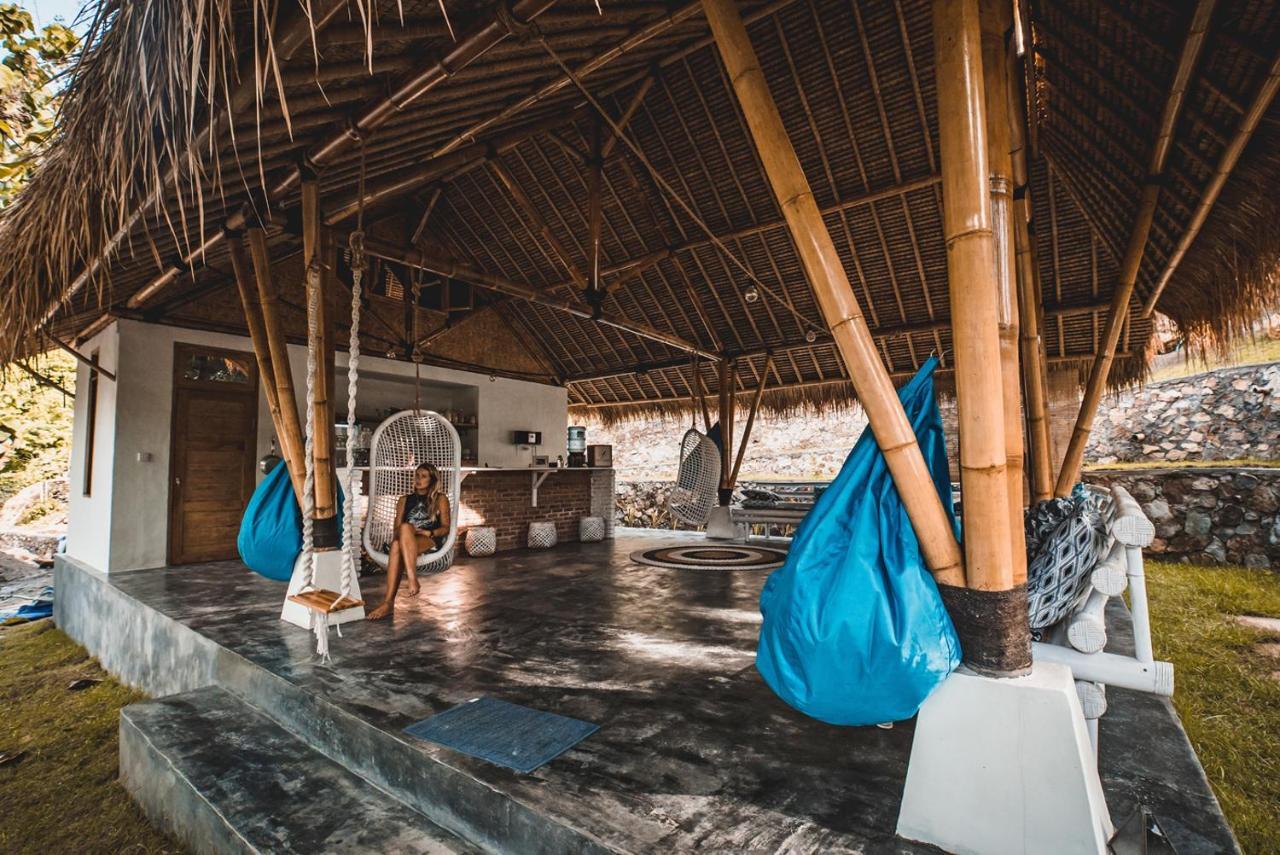 Batu Bambu Hotel Kuta  ภายนอก รูปภาพ