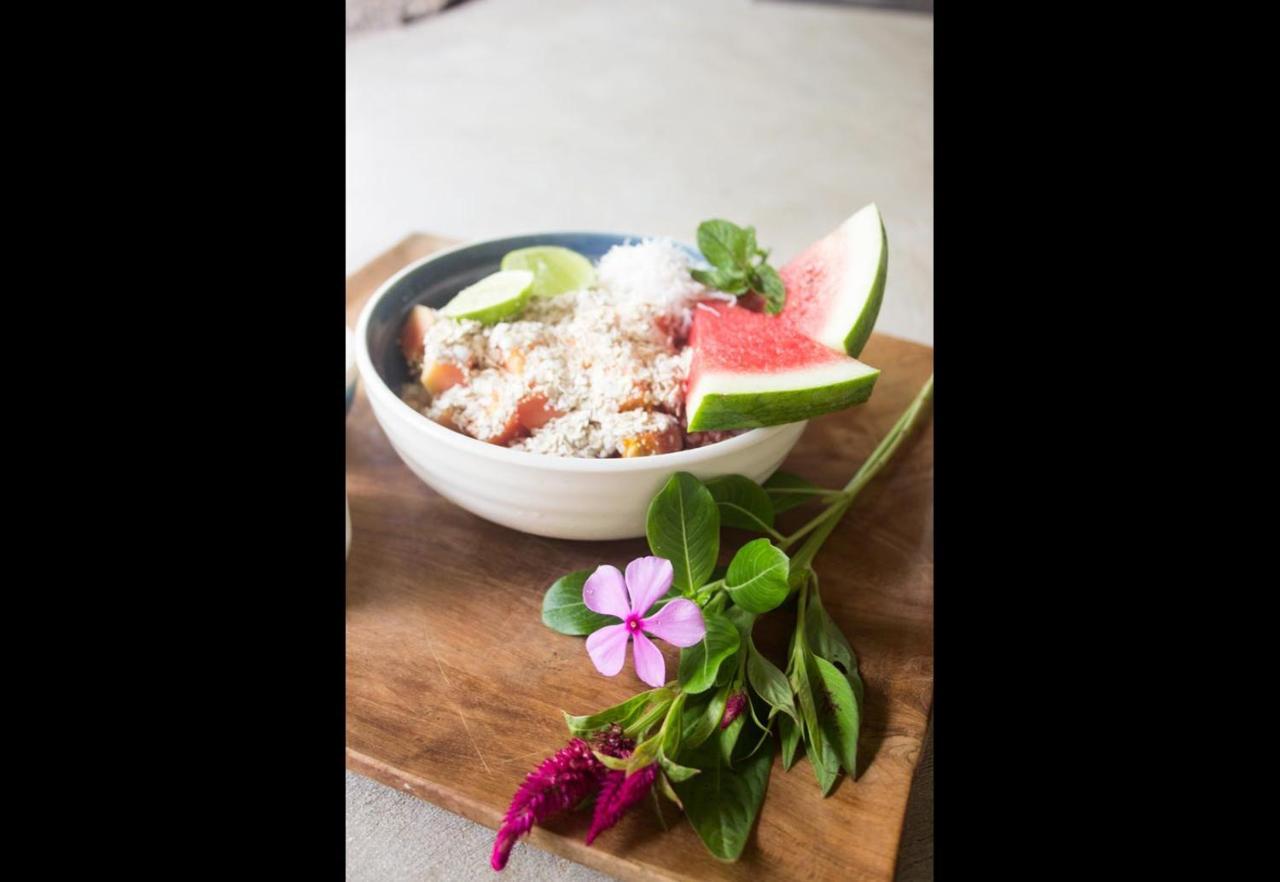 Batu Bambu Hotel Kuta  ภายนอก รูปภาพ